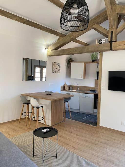 Le Petit Loft Des Halles Béziers Dış mekan fotoğraf