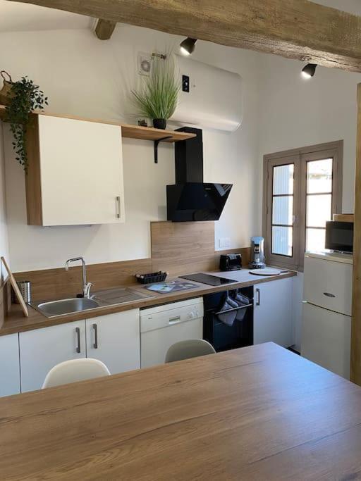 Le Petit Loft Des Halles Béziers Dış mekan fotoğraf